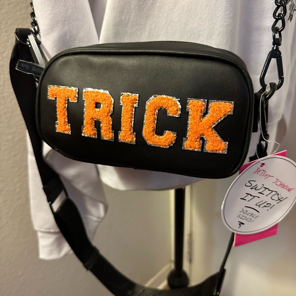 Betsey Johnson Halloween Crossbody mini bag